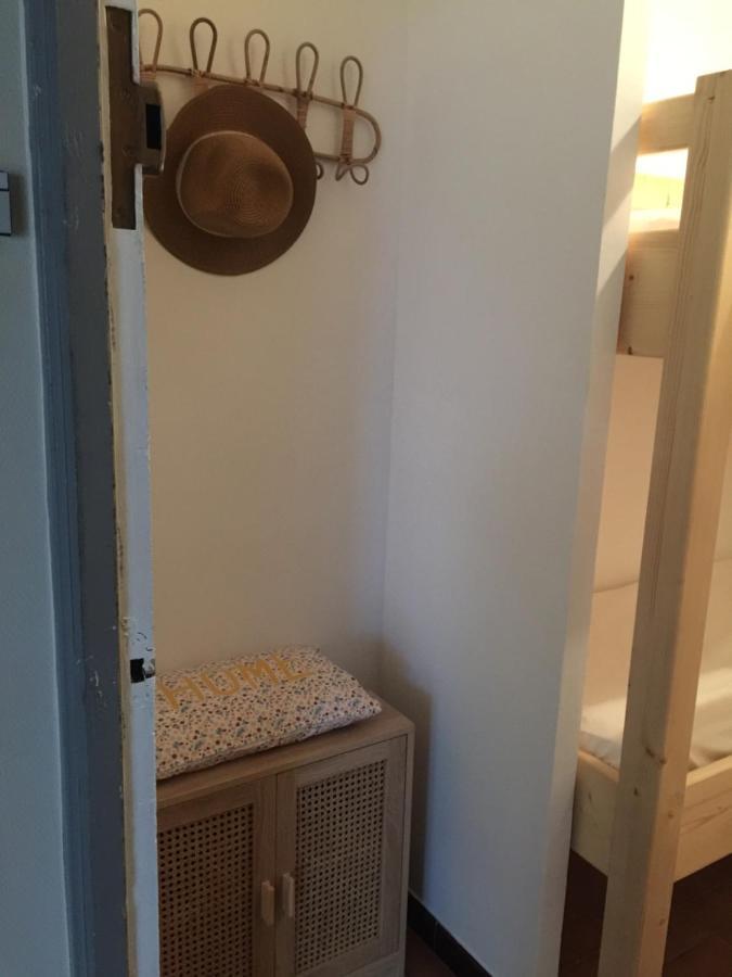 Studio Cabine,4 Personnes ,Renove,Au Calme,200 M De La Plage,Parking Prive แซ็ต ภายนอก รูปภาพ